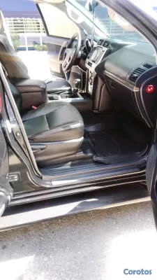 jeepetas y camionetas - Toyota Land Cruisser Prado 2017 TXL, Nueva 3