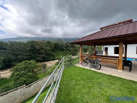 casas vacacionales y villas - Villa en jarabacoa con acceso a rio de venta amueb 11