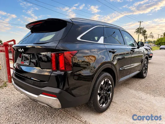 jeepetas y camionetas - 2024 KIA SORENTO S  3