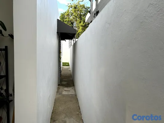 casas - Hermosa y amplia Casa disponible en Gurabo 9