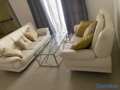 Vendo juego de mueble con mesa 