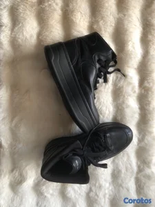 Tenis de buena calidad y extranjeros 👍🏾