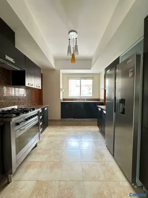 apartamentos - Apartamento Clásico / Piso en Marmol / Amplio 5