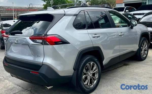 jeepetas y camionetas - Toyota Rav4 Le 2019 ✅️ Clean Carfax  6