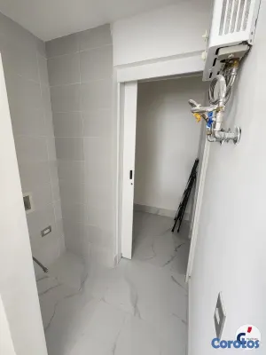 apartamentos - Apartamento de 2 habitaciones en Piantini a pasos  19