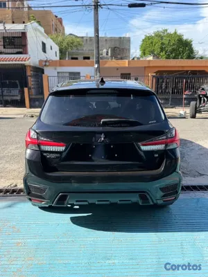 jeepetas y camionetas - Mitsubishi Outlander Sport SE 2023 5