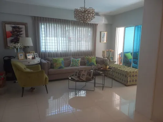 apartamentos - Evaristo Morales.Lujoso apto 178mtsNivel 33 HabMantenimient 8