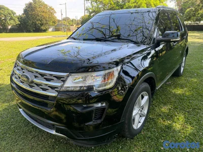 Ford Explorer xlt 2018