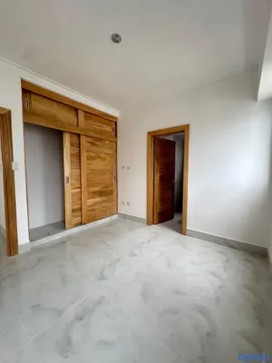 apartamentos - Urbanisacion Real tu apto nuevo en de 3 baicioned con
baños piso alto us 2,000 10