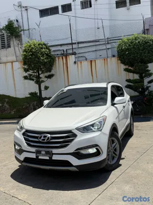 jeepetas y camionetas - HYUNDAI SANTA FE 2017 INTERIOR EN PIEL UNICO DUEÑO 10