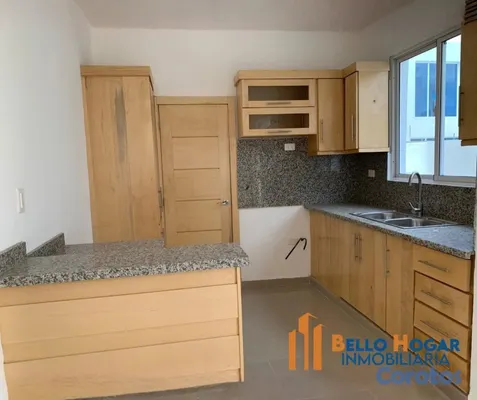 casas - Casa Moderna en Residencial Lianas del Prado  5