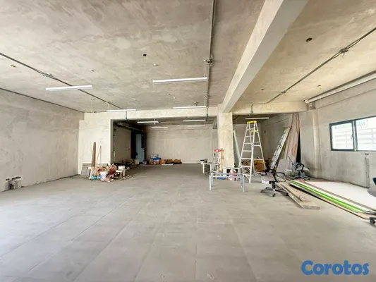 oficinas y locales comerciales - Local Comercial en Alquiler, Mirador Sur 6