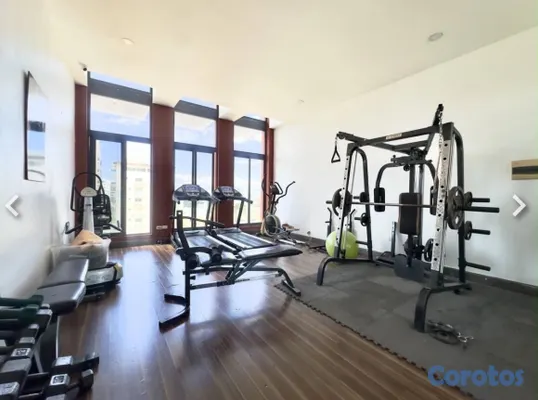 apartamentos - vendo Evaristo Morales PH 4 habitaciones con baño una convertida en estudio 3 pa 6
