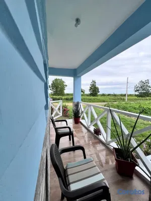 casas vacacionales y villas - CASA AZUL EN VENTA | LAGOS DE REYES, GUERRA 2