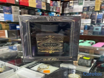 Perfume Lattafa “Oud for Glory” 3.4OZ - AL POR MAYOR Y AL DETALLE