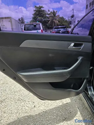 carros - HYUNDAI SONATA NEW RISE 2018 NEGRO GASOLINA 15