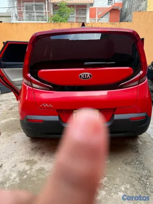 jeepetas y camionetas -  Kia Soul, 2020 recién Importada 7