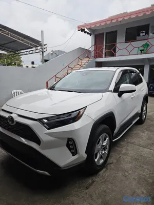 jeepetas y camionetas - Toyota rav4 2023 3