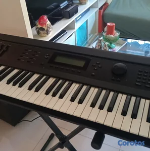 Piano KURZWEIL K2000VP