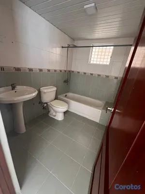 apartamentos - Apartamento en Alquiler en Urbanización Real 5to Nivel. 4