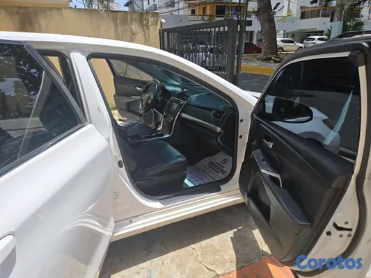 carros - Toyota camry se 2017 8