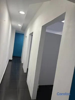 oficinas y locales comerciales - LOCAL EN MALECON CENTER 1ER NIVEL. 9