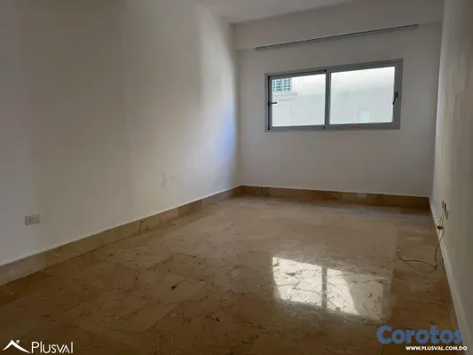 apartamentos - Amplio apartamento en venta de 3 habitaciones. 9