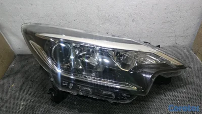 Plásticos / Micas delanteras OEM para Nissan Note (2018–2020) versión japonesa.