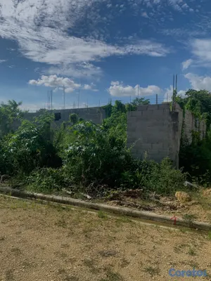 solares y terrenos - 225 MT2 CON CASA INICIADA EN VILLA MELLA - Te Ahor 2
