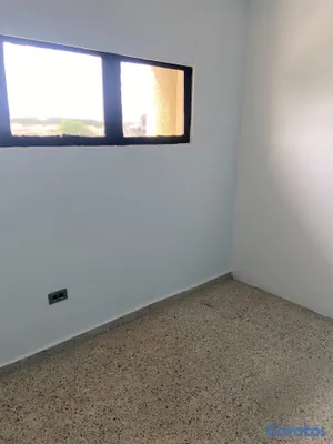 oficinas y locales comerciales - Local de Renta  en Santiago, Estrella sádhala 4