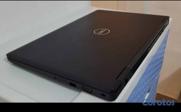 computadoras y laptops - Dell 5590 17 Pulg Core i7 8va Gen Ram 16gb ddr4 Disco 512gb ssd solido Nvidea 4g 3