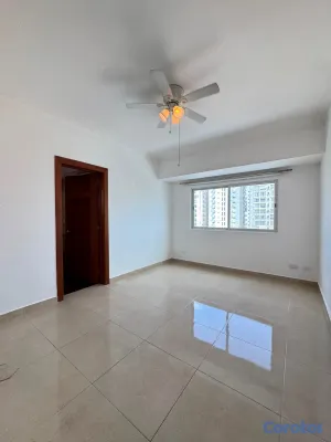 apartamentos - Apartamento en Alquiler | Renacimiento, 6to piso. 5