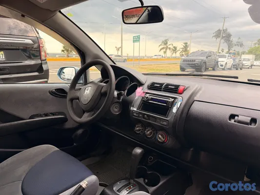 carros - 2008 HONDA FITS 7
