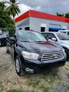 TOYOTA HIGHLANDER  2010