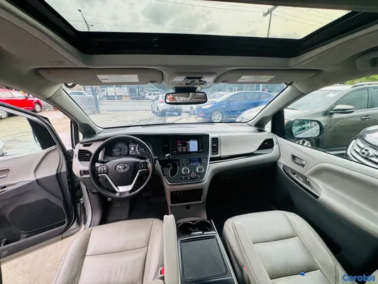 jeepetas y camionetas - TOYOTA SIENNA XLE 2018 ✅ CLEAN CARFAX  8