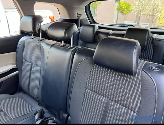 jeepetas y camionetas - KIA CARENS 2023 5