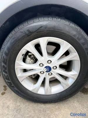 jeepetas y camionetas - Ford escape 2017 4