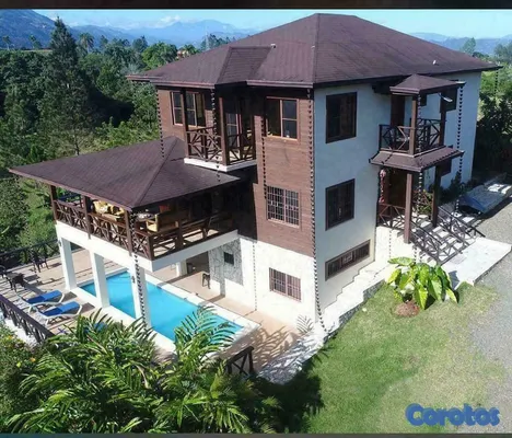 casas vacacionales y villas - Villa en Jarabacoa con Piscina | 6,229 m² | 5 Hab 11