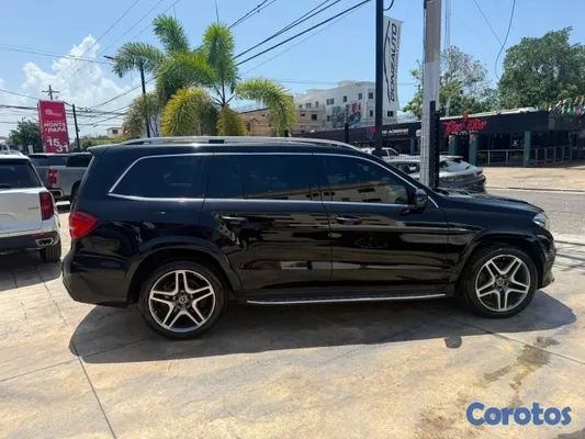 jeepetas y camionetas - Mercedes Benz, Excelente condiciones. 10