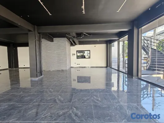 oficinas y locales comerciales - Local comercial en alquiler en Renacimiento cerca de cacicazgos 10