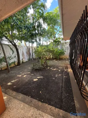 casas - Amplia y exclusiva propiedad  proximo al cety Center de Santo Domingo  este 9