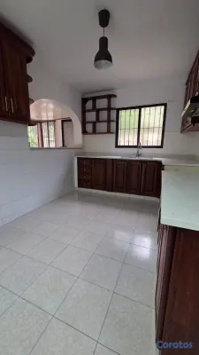 casas - Venta-Alquiler, Local Comercial-Almacen, 575 m2 (3 7