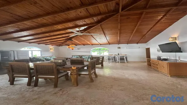 casas vacacionales y villas - Alquiler de Lujosa villa en Segunda línea de playa 10