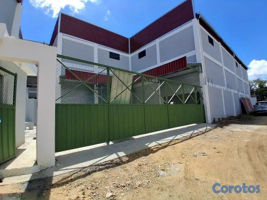 otros inmuebles - Alquilo Nave 705  mts  km 13  Aut. Duarte 8