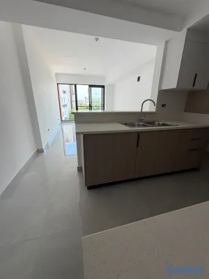 apartamentos - vendo avenida independencia piso 5 nuevo dos habitaciones dos baños dos parqueos 10