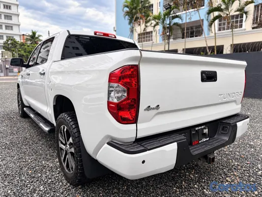 jeepetas y camionetas - 2014 TOYOTA TUNDRA PLATINUM 4