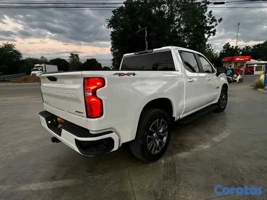 jeepetas y camionetas - chevolet silverado 2022 clean carfax  5