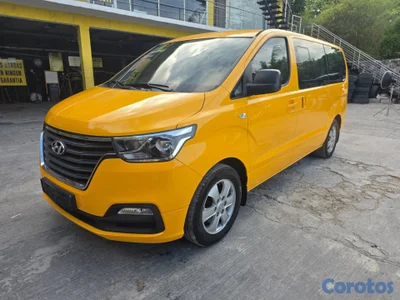 HYUNDAI GRAND STAREX 2021 RECIEN IMPORTADA ESTA EN