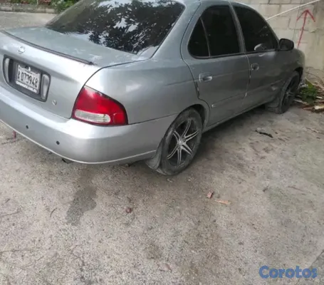 carros - Nissan Sentra B15 2