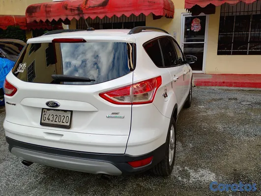 jeepetas y camionetas - Ford Escape 2016, excelentes condiciones 10/10 4